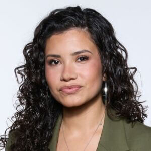 A professional headshot of MS NOW reporter Laura Barrón-López.