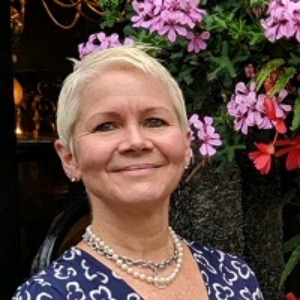 Polly Papsadore