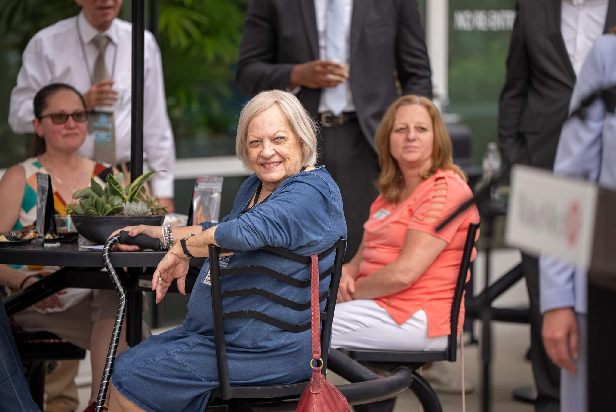 498717531_1003178198663523_2520816931881964349_n women in chairs smiling