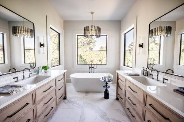 Pasture Trail bathroom