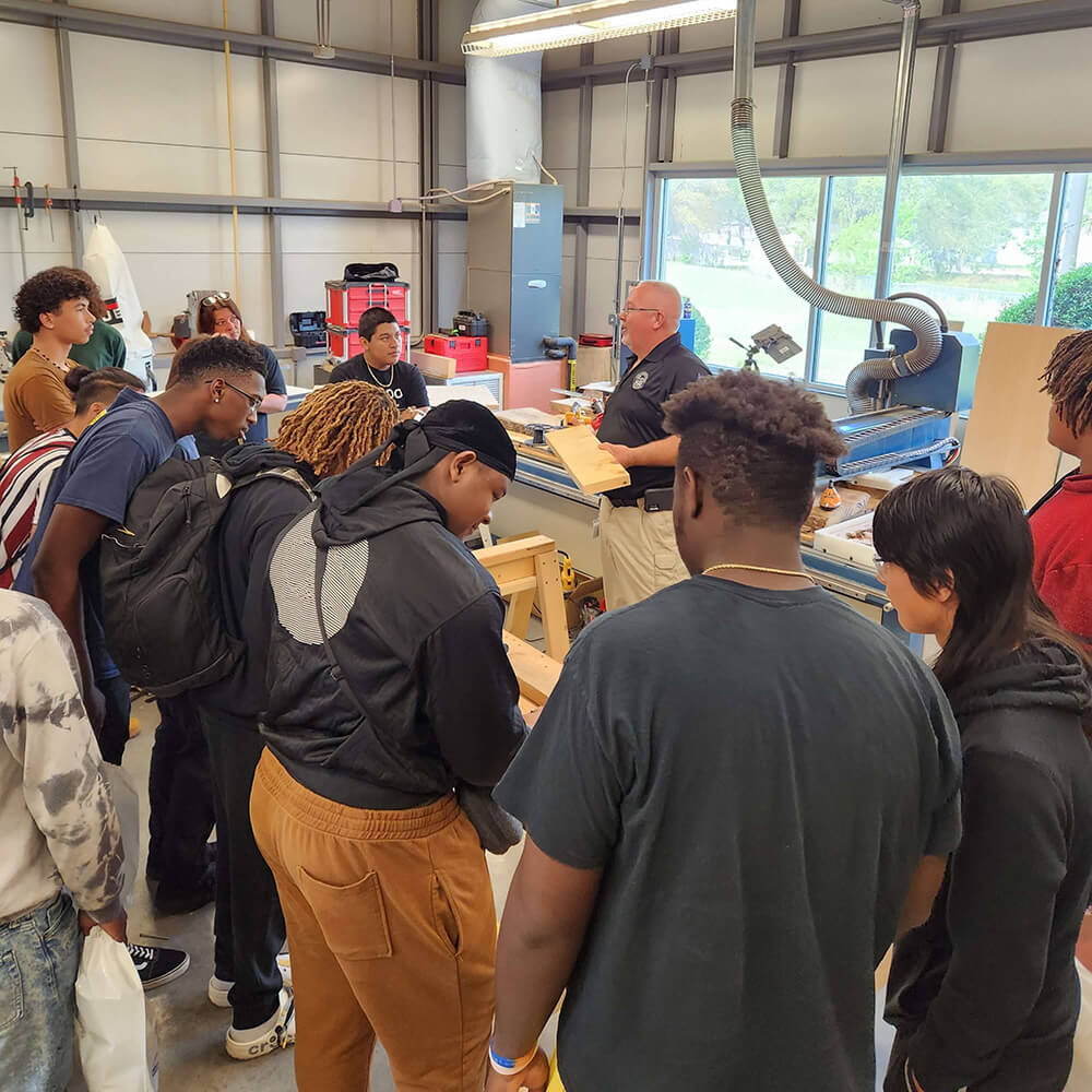 image-square-2-10eaf319-55c9-4338-bf66-3cbfcb5e8efd Career Days