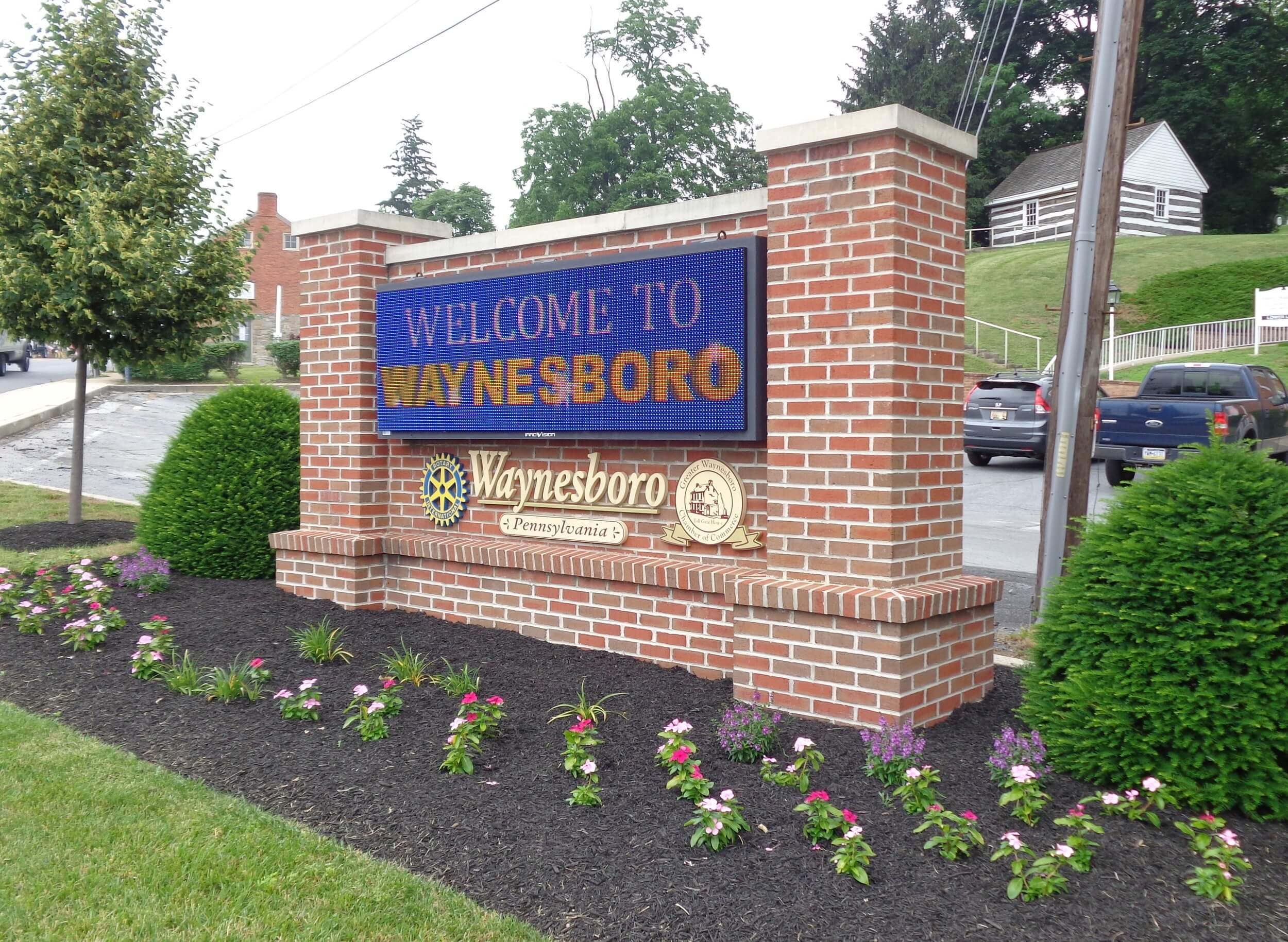 003 Welcome Sign
