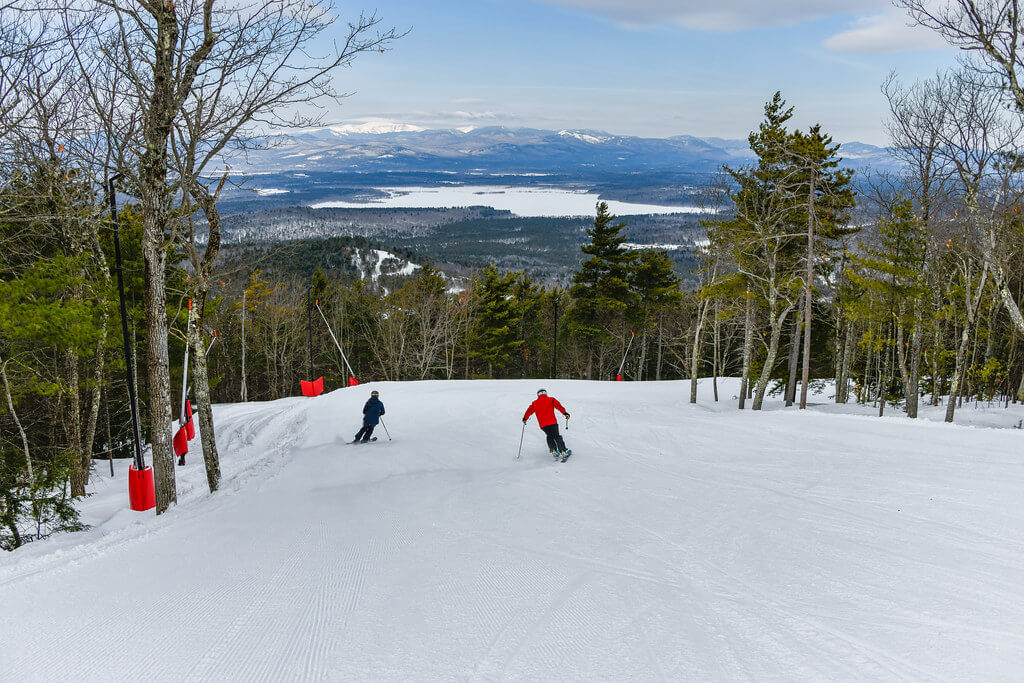 Skiing at Pleasant Mountain