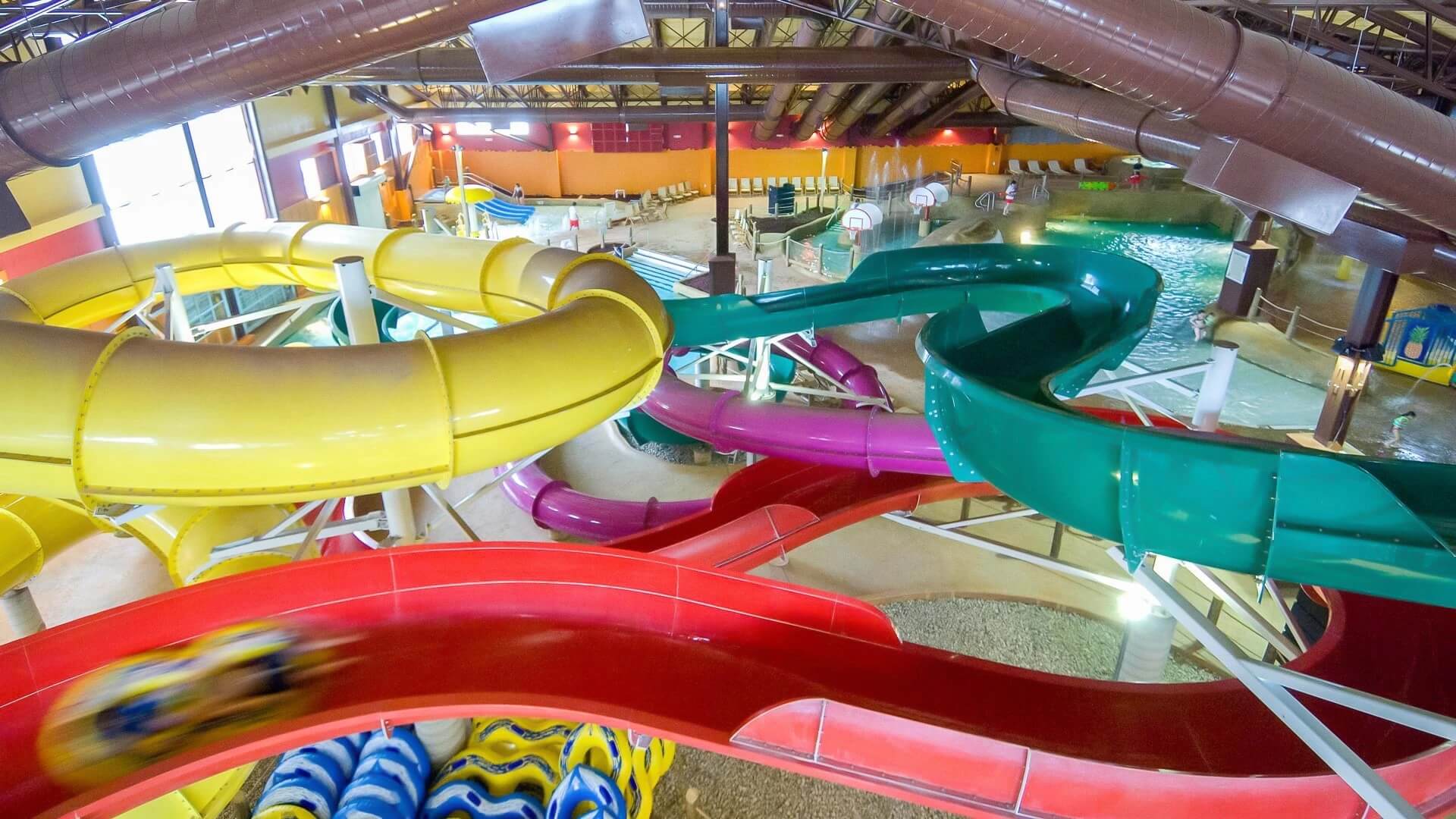 Kahuna Laguna Indoor Water Park North Conway