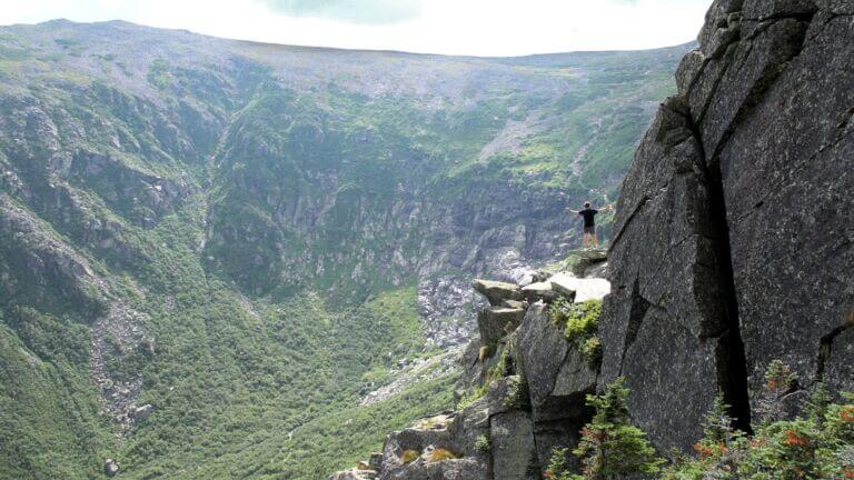 Hiking in Tuckerman Ravine