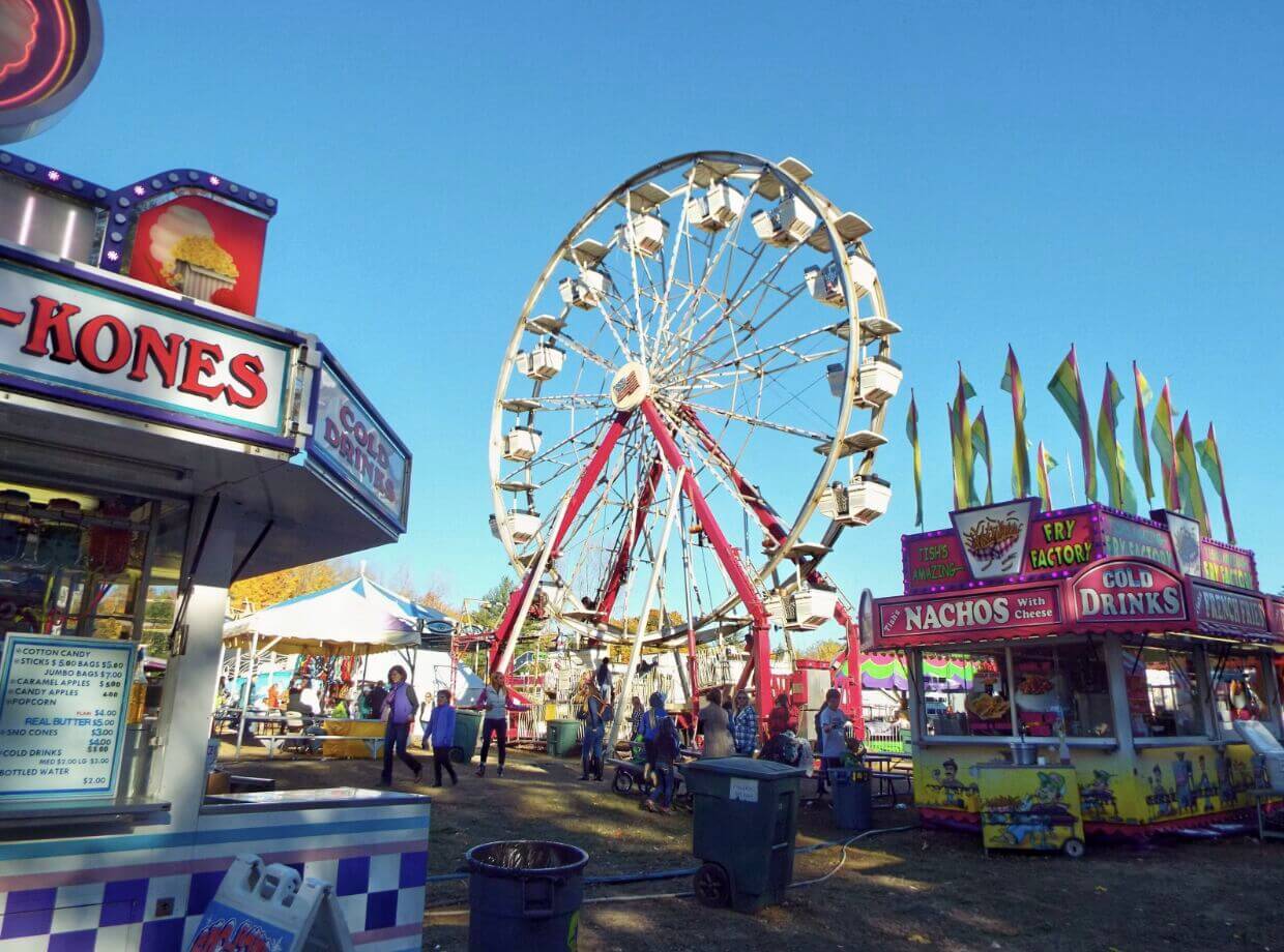 Sandwich Fair ferris wheel in the daytime.