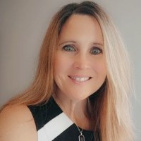 Colleen-Essick-headshot-200x200-1-a86acd38-b7eb-481b-b232-e22b19dfc6c6 Colleen-Essick