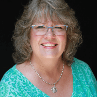 Darlene-200x200-1 Darlene