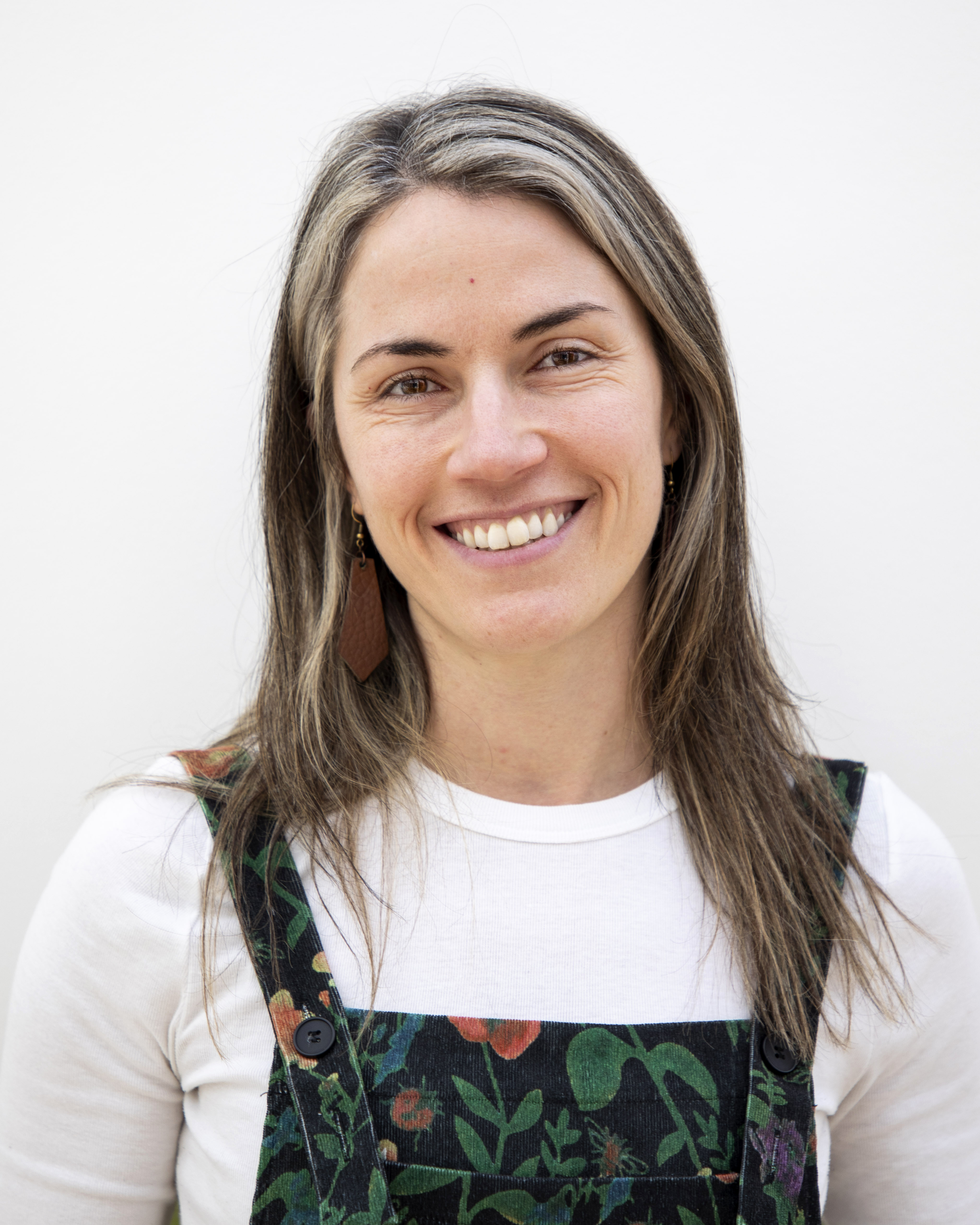 Meghan-Ibach_2025_Headshots_02 - Meghan Ibach