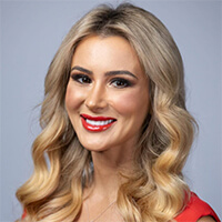 alexandra-kharazi-headshot-200px_1909452828.jpg