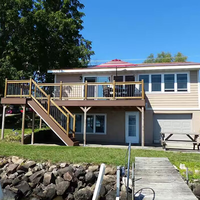 River St Merrimac House