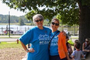 Behind-the-scenes/ our volunteers