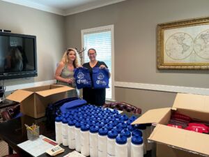 Behind-the-scenes/ our volunteers