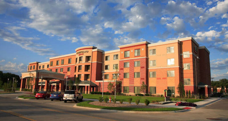 Courtyard-by-Marriott-Aksarben- Courtyard-by-Marriott