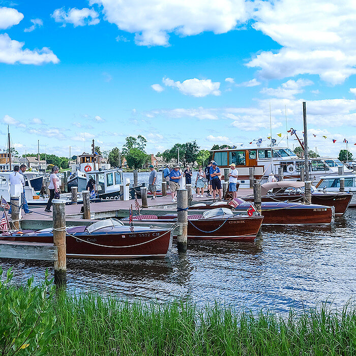 700X700-antique-boat-show-cbmm-1534945319