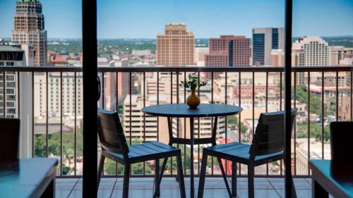 5b6c092887d4233bb7ce9bfd14993a6e