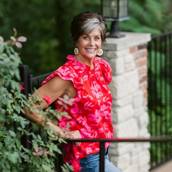 Lori Tainter Photo