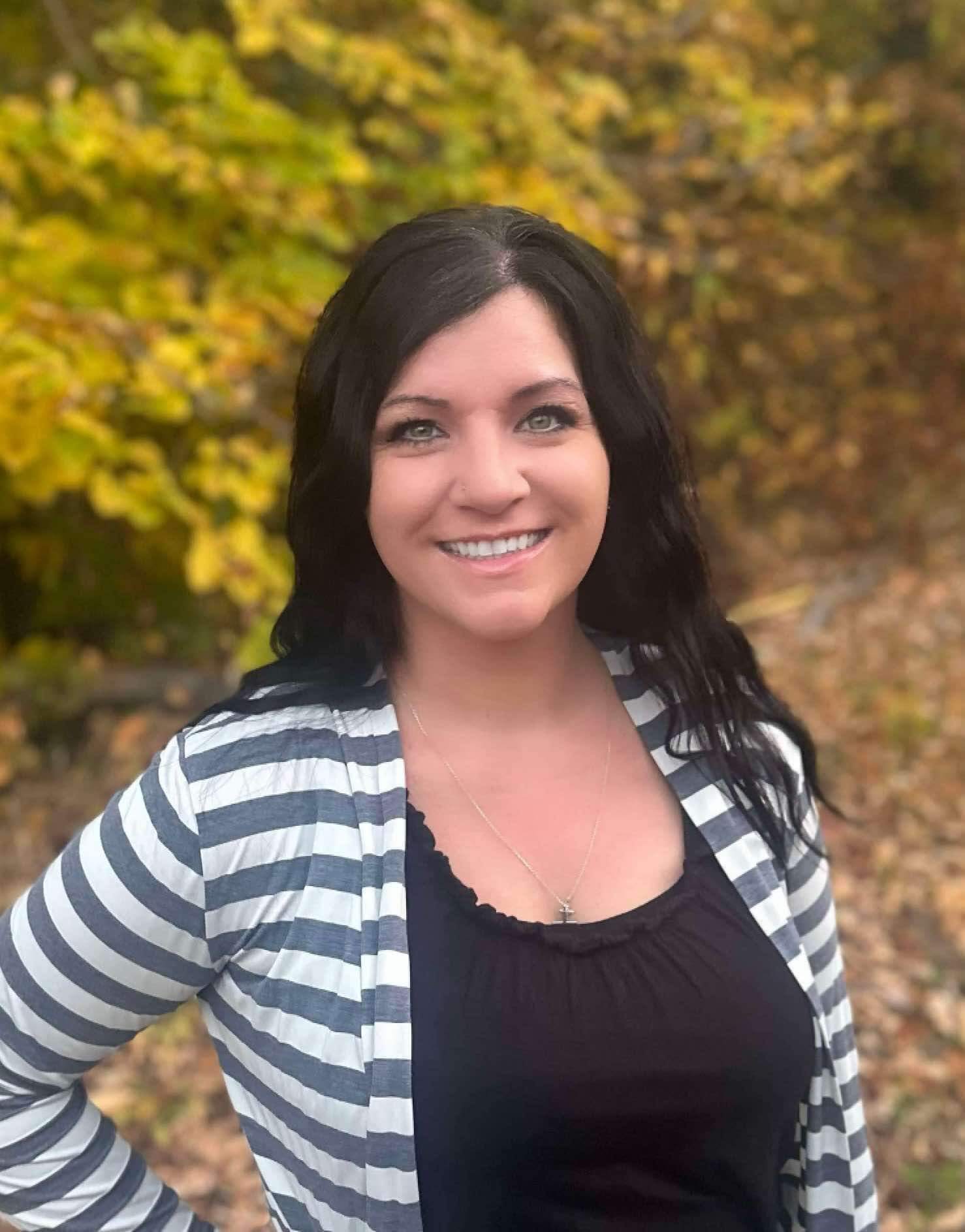 imgi_4_Ashly Ashly Gilson