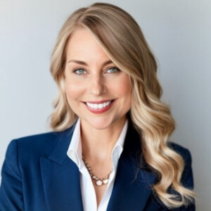 Michelle Stanaland Headshot