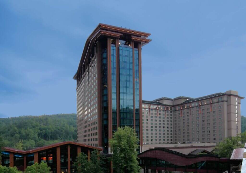 Creek Tower - Harrah's