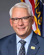 Mayor Curt Skoog