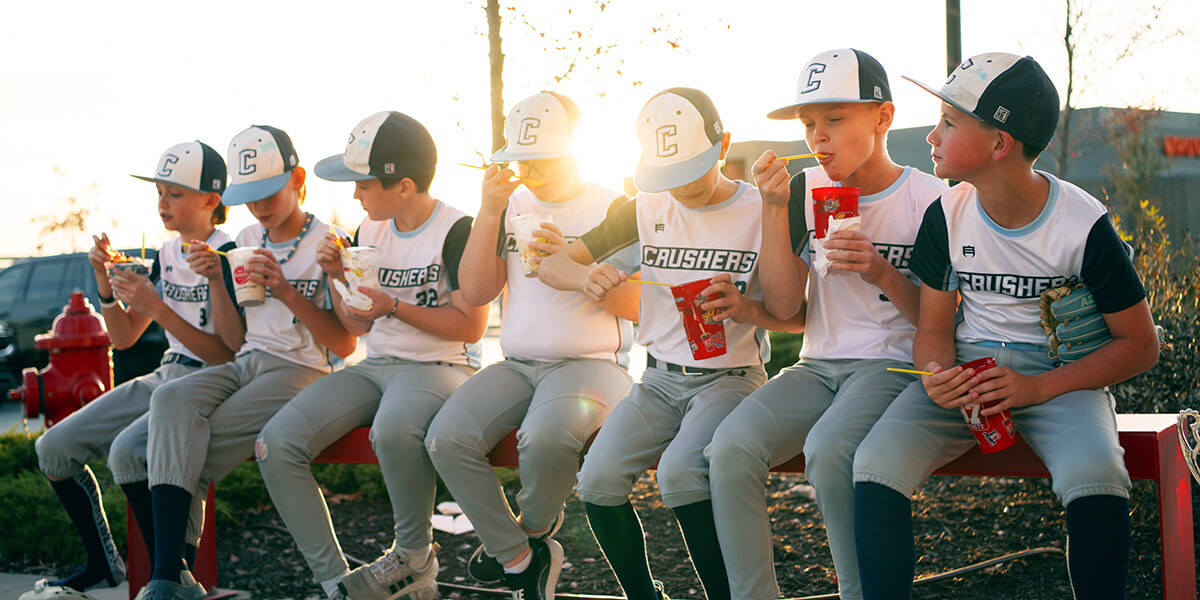 BluHawk-Andys 1200x600 kids eating ice cream