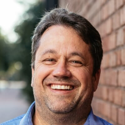 Headshot of Mark Essex