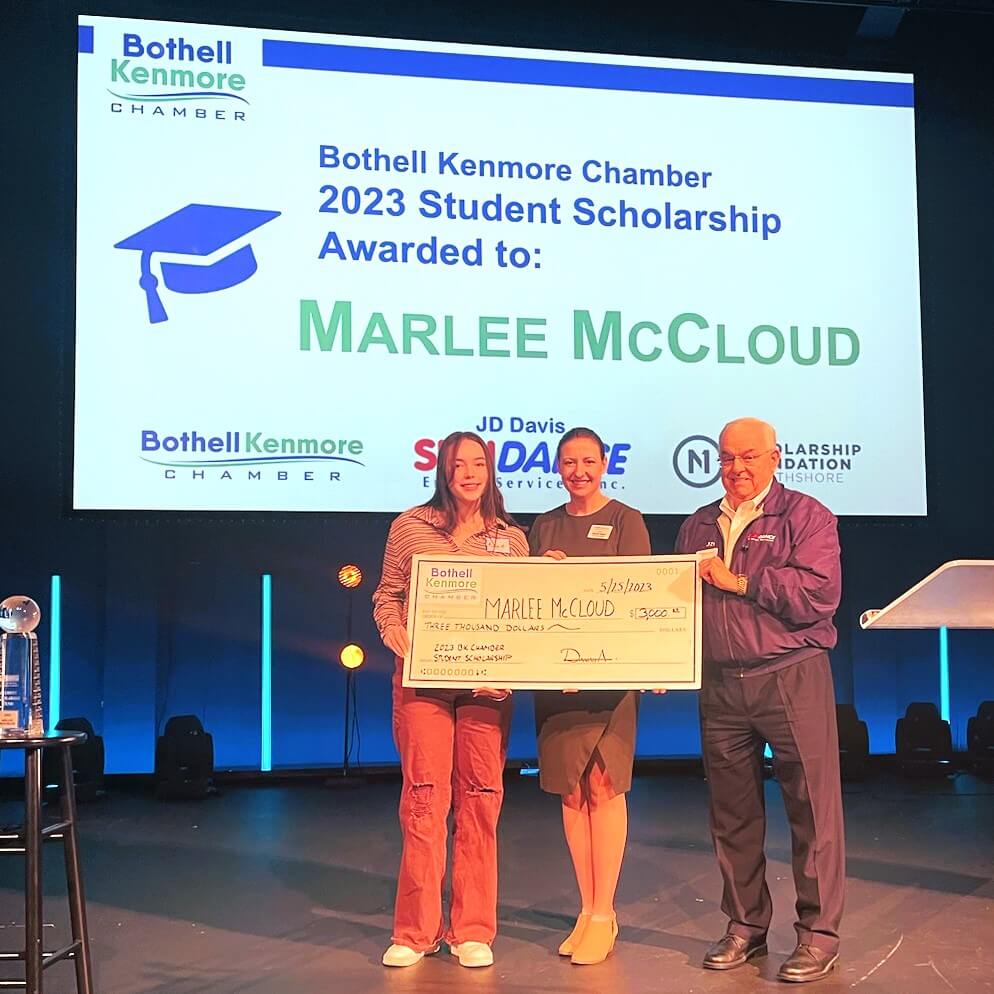 Marlee McCloud scholarship Check