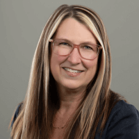 Theresa Ryan crop