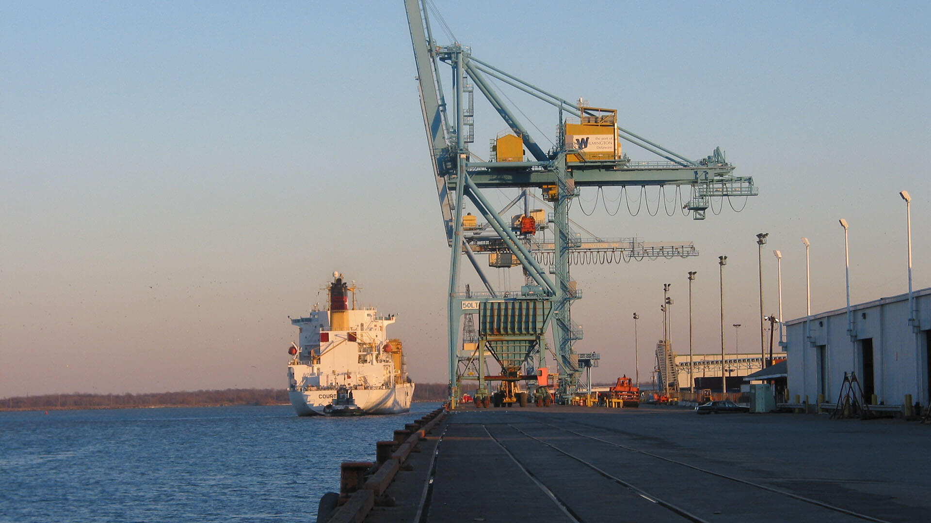 Cranes unloading ships