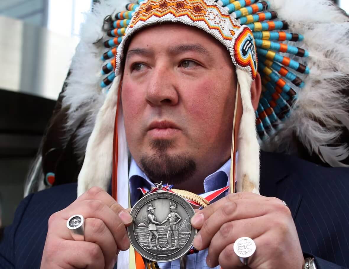 Minegoziibe Anishinabe Chief Derek Nepinak said that while reconciliation isn't front and centre of the campaign, it's at the core of debates surrounding issues like resource development. (Fred Chartrand/The Canadian Press)