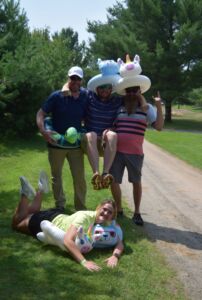 picture with golfers