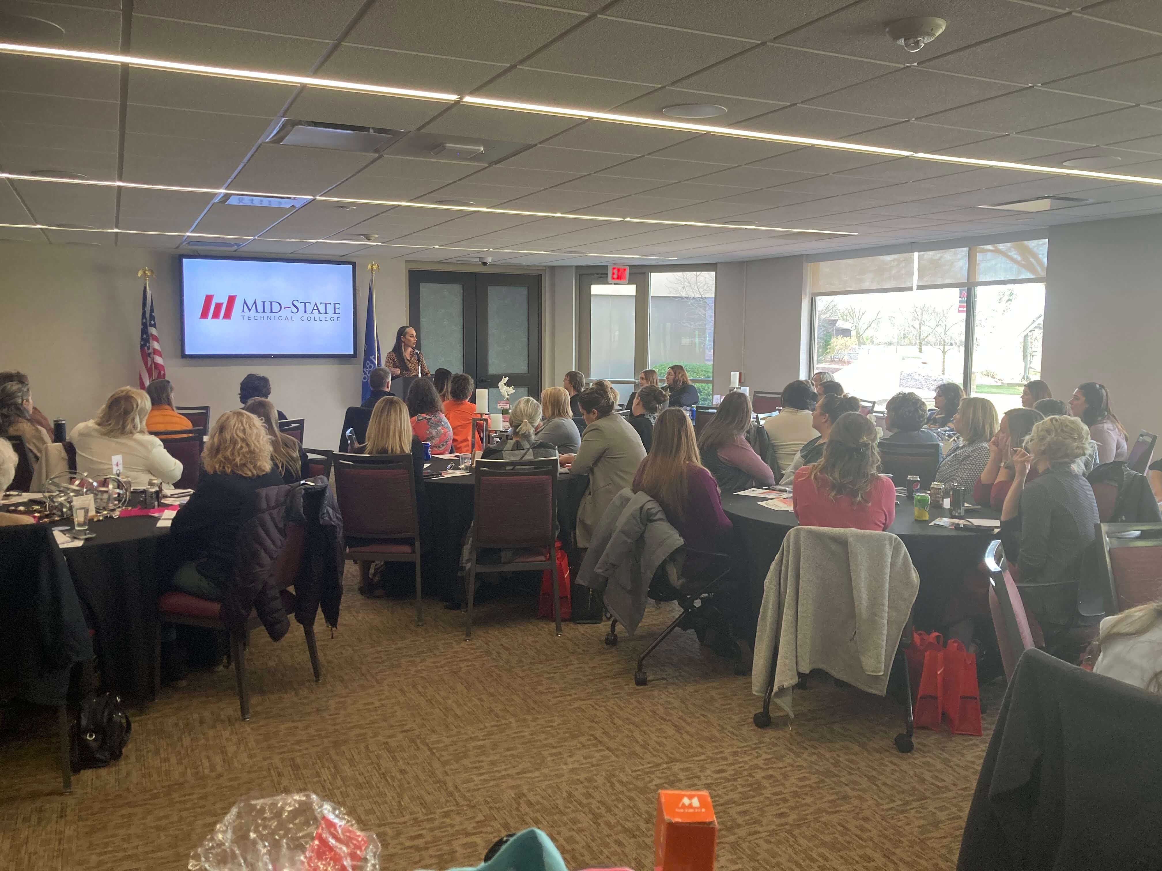 women in business lunch