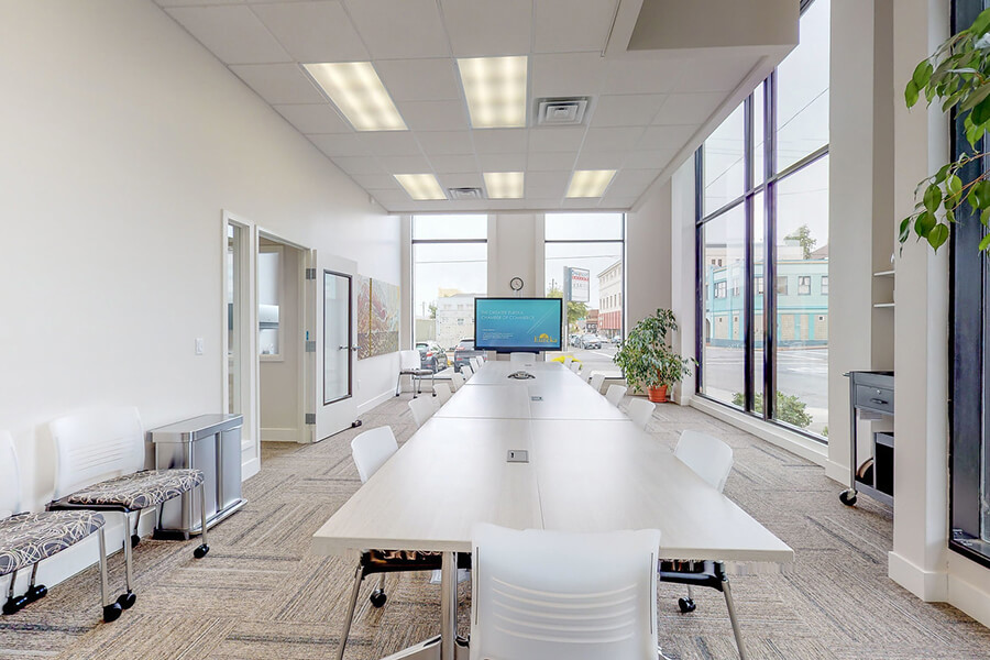 Meeting Rooms & Cowork Space
