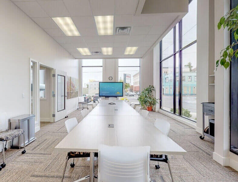 Meeting Rooms & Cowork Space