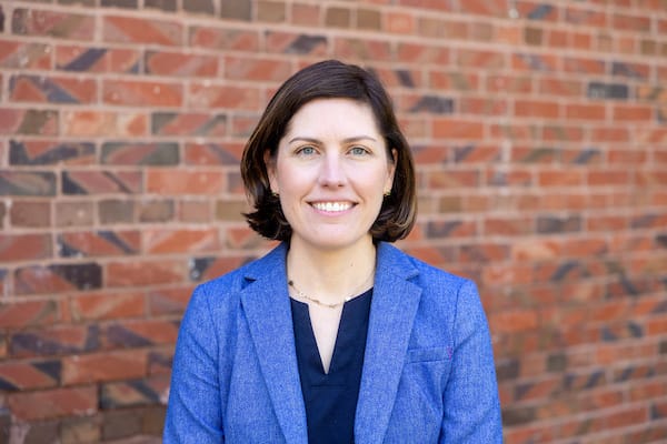 erin headshot_small size