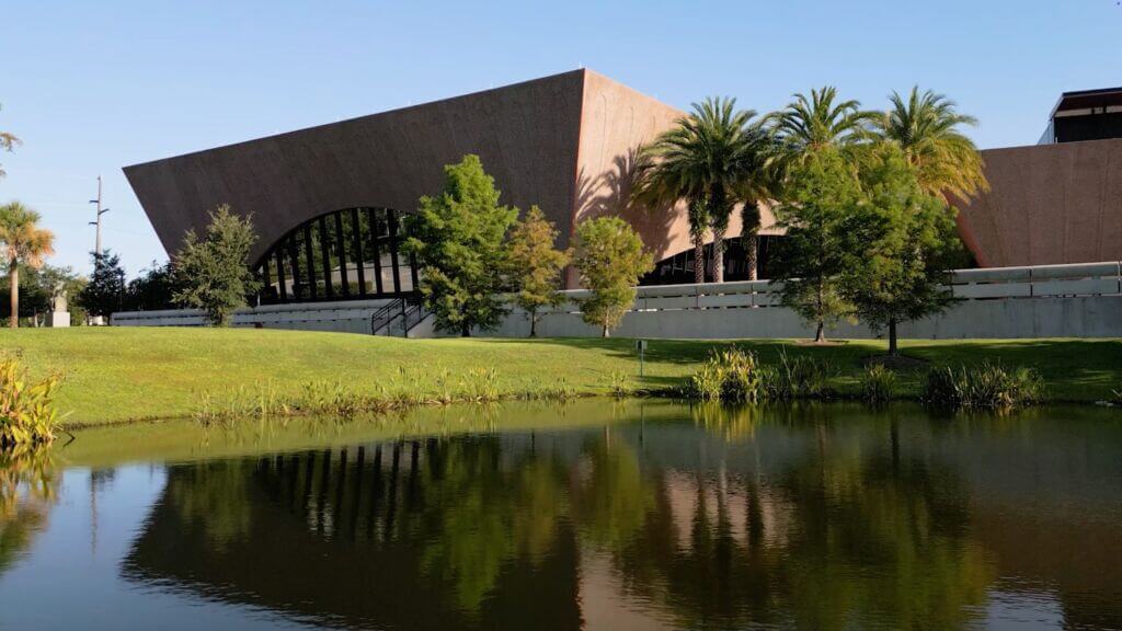 Exterior of the Winter Park Library, as seen across a lake