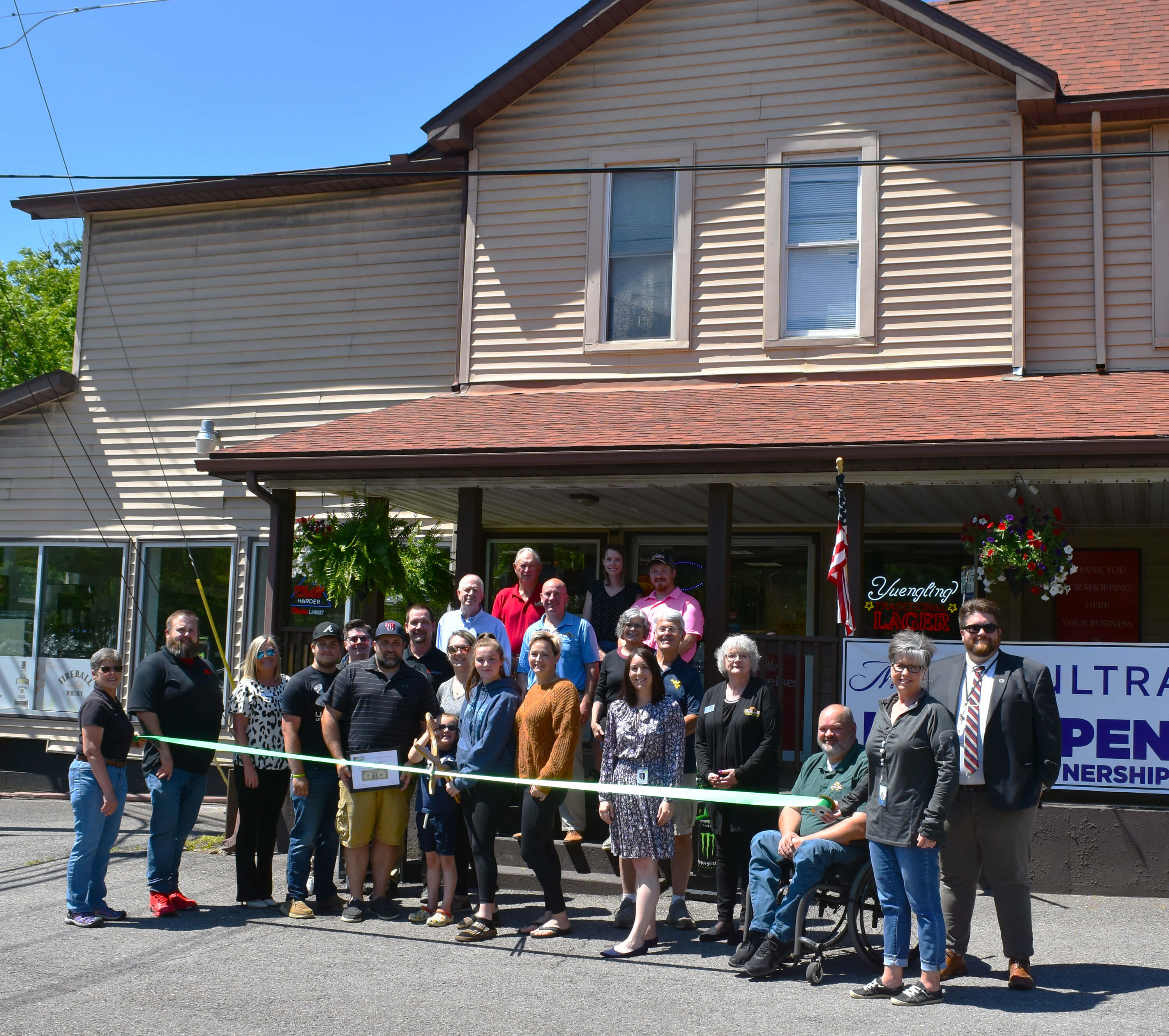 On Wednesday, June 12, the Garrett County Chamber of Commerce partnered with the Garrett County Department of Business Development to hold a ribbon cutting ceremony for the grand opening of Winner’s Circle Convenience Center under new ownership.