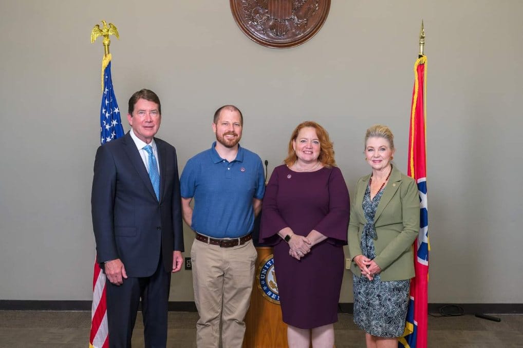 L to R: Senator Bill Hagerty, AVAHO President-elect David Eplin, AVAHO Executive Director Julie Lawson, Senator Marsha Blackburn