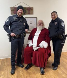 Heart of Melissa event Photos wih Santa1