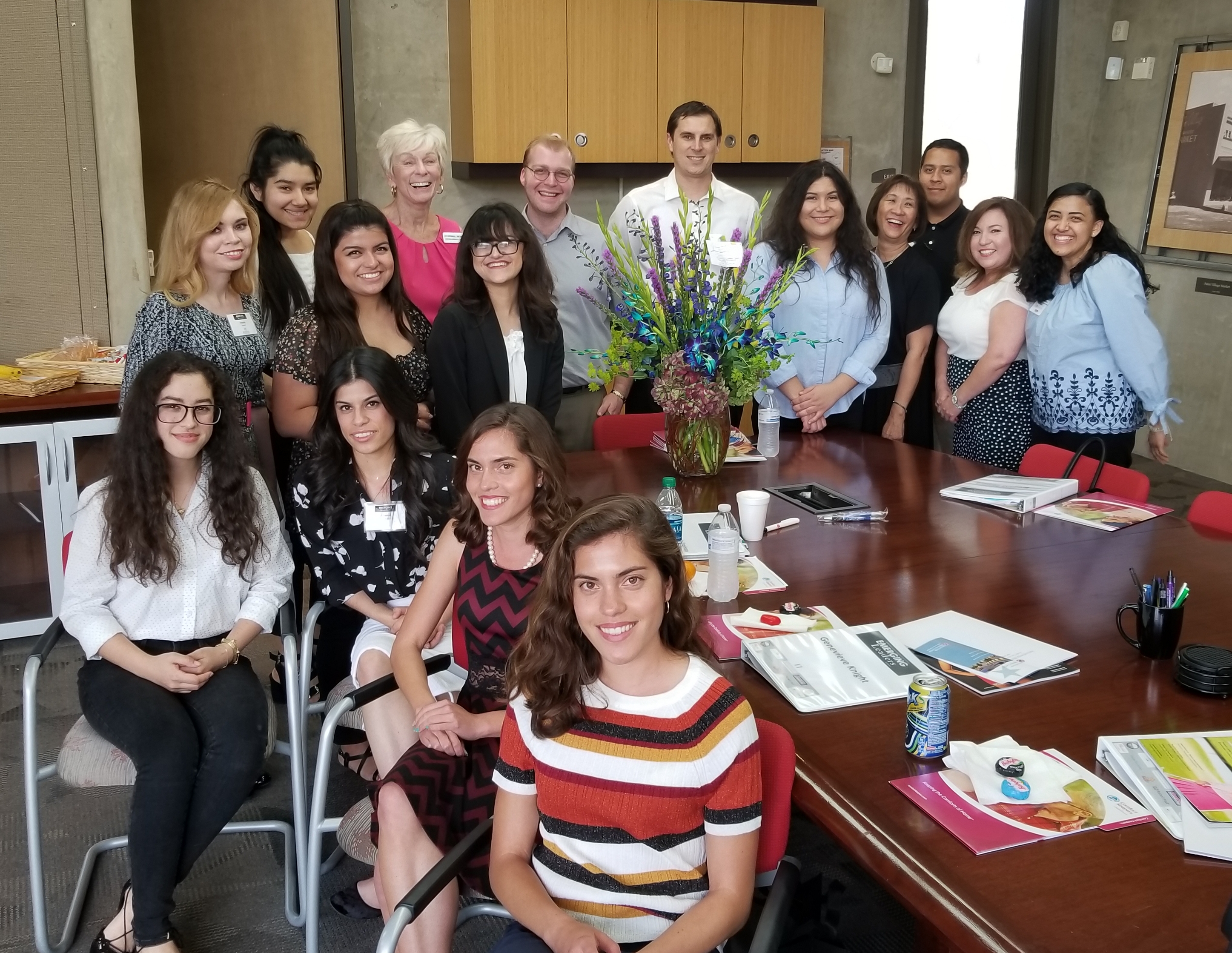 2018.04.06 Class with flowers (3)