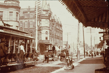 sepia toned old picture of Wicker Park neighborhood