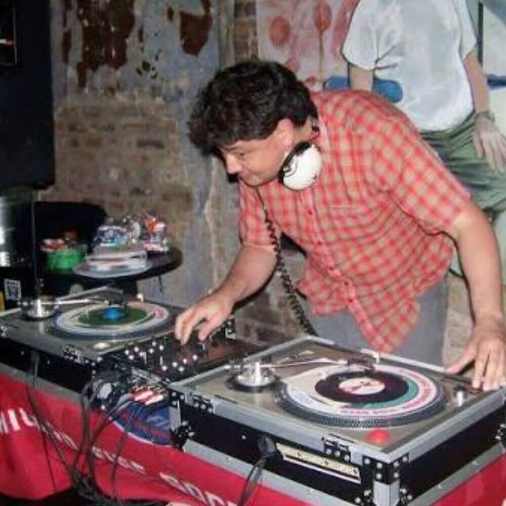 DJ Chuck Wren