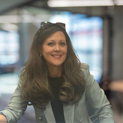 Kerri Donnelly Headshot