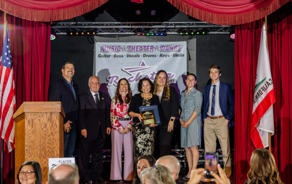 Community Volunteer: Diane Silveira