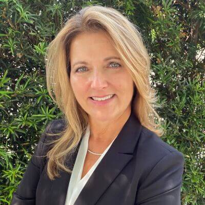 Square Headshots (8)