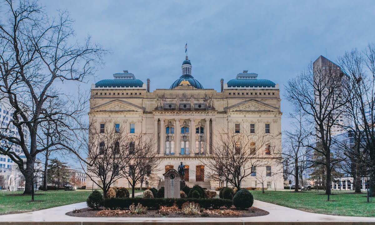 photo-1610055100752-a2f4ac29d58d