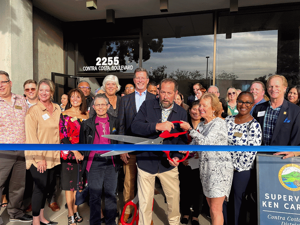 Animation of ribbon cutting at Contra Costa County Supervisor Ken Carlson's office