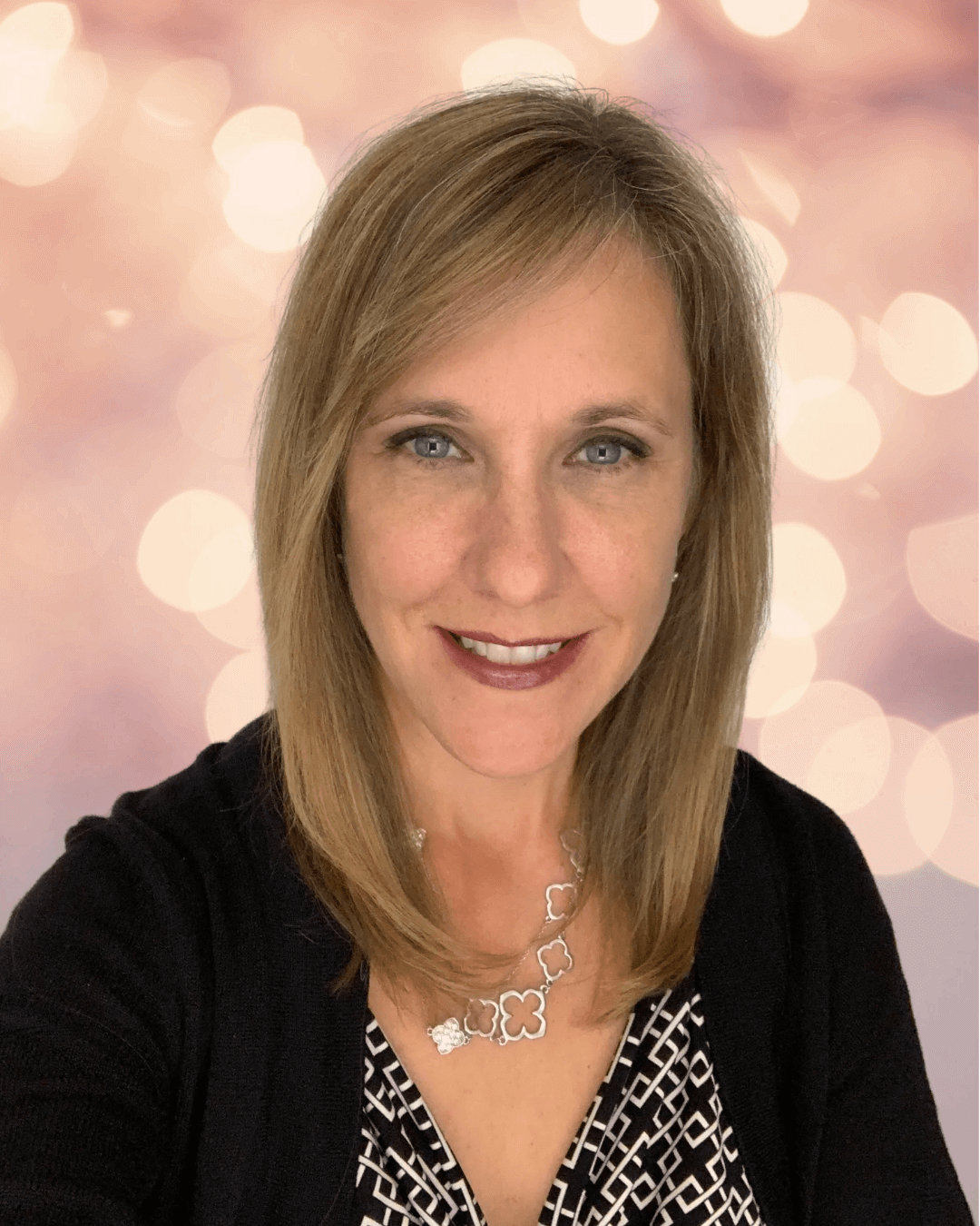 Headshot_Lorin Mask.2024_v.2 Headshot_Lorin Mask.2024_v.2