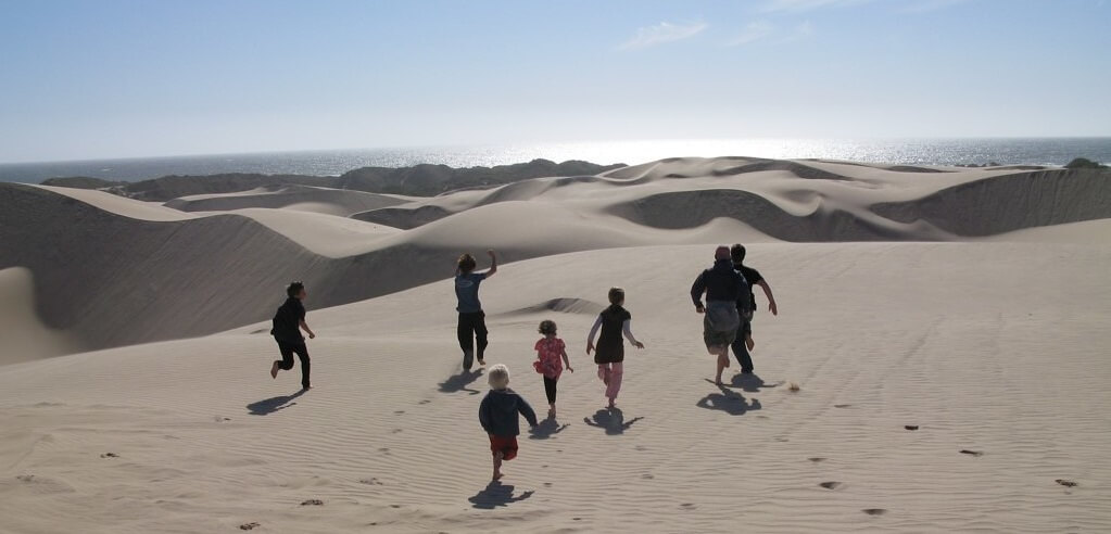 kids on the dunes